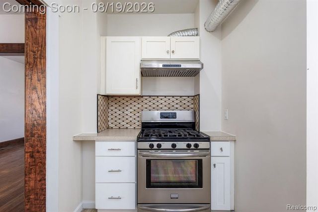 6497 Hazlett Street, Detroit, MI 48210