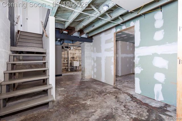 6497 Hazlett Street, Detroit, MI 48210