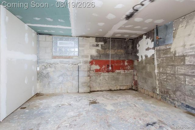 6497 Hazlett Street, Detroit, MI 48210