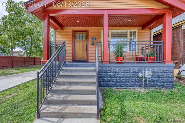 6497 Hazlett Street, Detroit, MI 48210