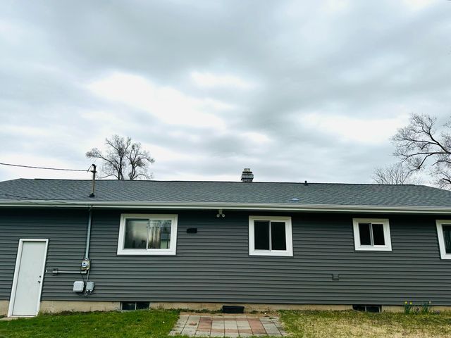 315 Pam Drive, Berrien Springs Vllg, MI 49103