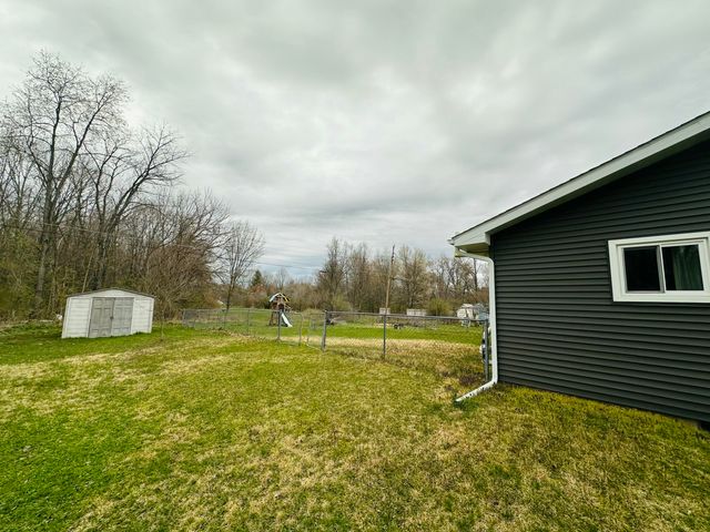 315 Pam Drive, Berrien Springs Vllg, MI 49103