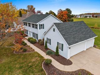 1563 DIAMOND COURT, Green Bay, WI 54311