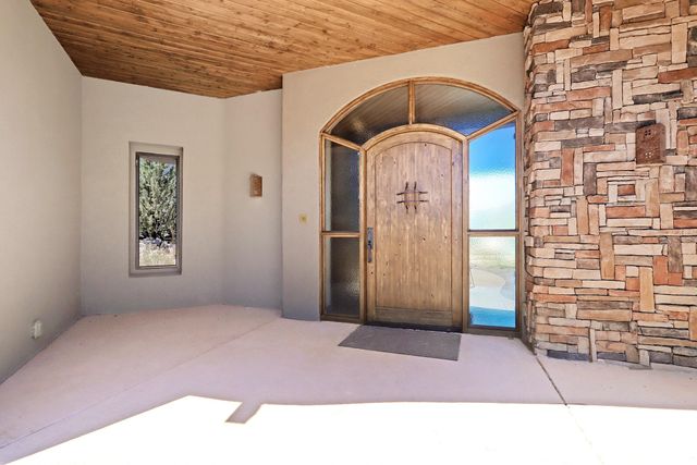 5415 High Desert Place NE, Albuquerque, NM 87111