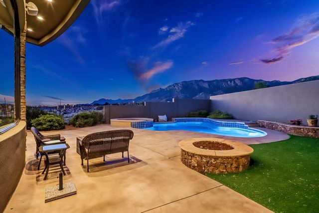 5415 High Desert Place NE, Albuquerque, NM 87111