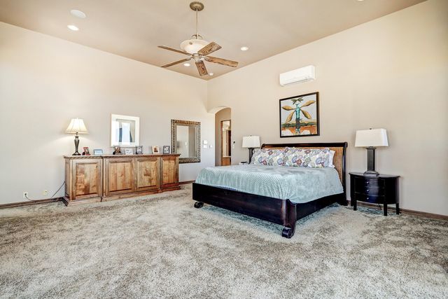 5415 High Desert Place NE, Albuquerque, NM 87111