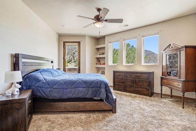 5415 High Desert Place NE, Albuquerque, NM 87111