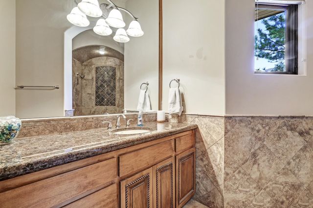 5415 High Desert Place NE, Albuquerque, NM 87111