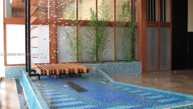 50 BISCAYNE Blvd 3807, Miami, FL 33132