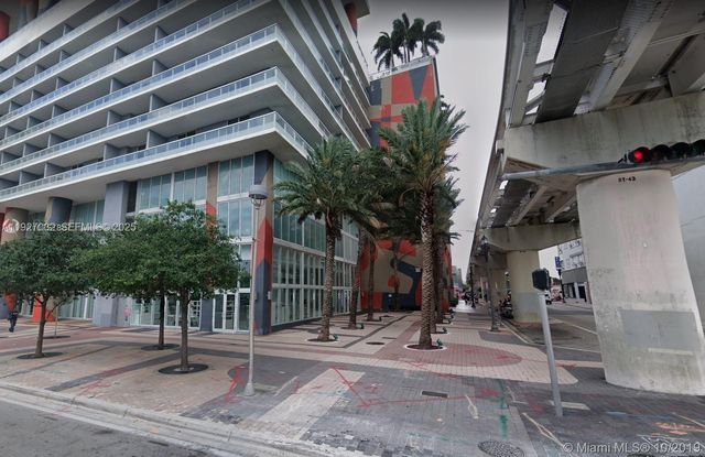 50 BISCAYNE Blvd 3807, Miami, FL 33132