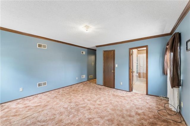 14906 W 89th Street, Lenexa, KS 66215