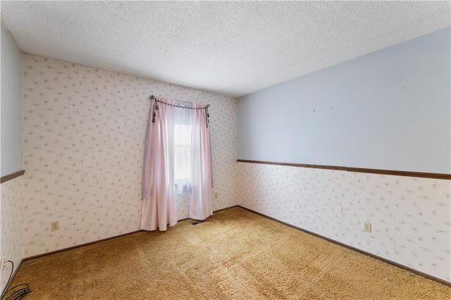 14906 W 89th Street, Lenexa, KS 66215