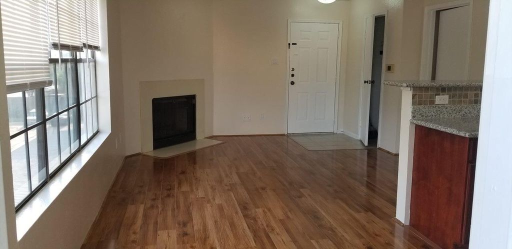 2750 Holly Hall Street 1508, Houston, TX 77054