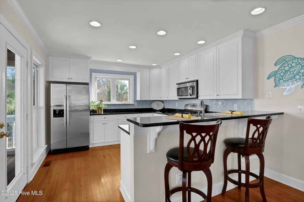 Image 13 of property listing at 1001 Waterview Place, Carolina Beach, NC 28428