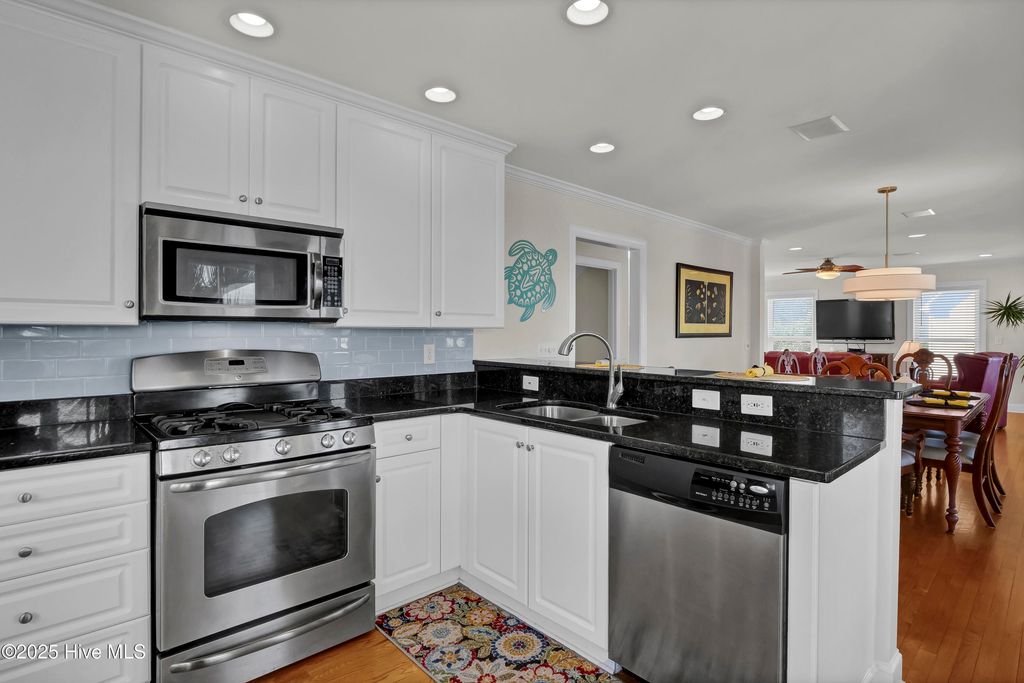 Image 15 of property listing at 1001 Waterview Place, Carolina Beach, NC 28428