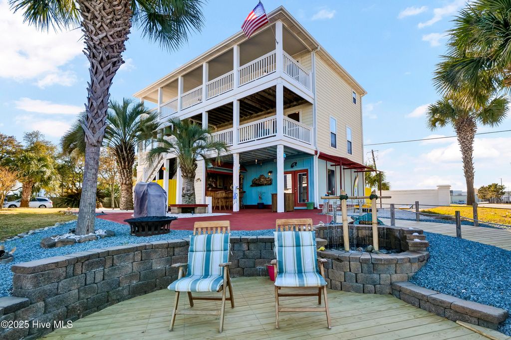 Image 49 of property listing at 1001 Waterview Place, Carolina Beach, NC 28428