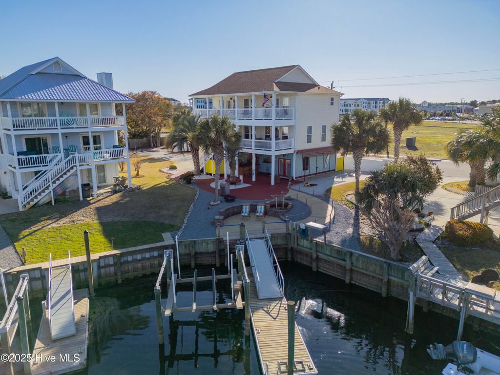 Image 57 of property listing at 1001 Waterview Place, Carolina Beach, NC 28428