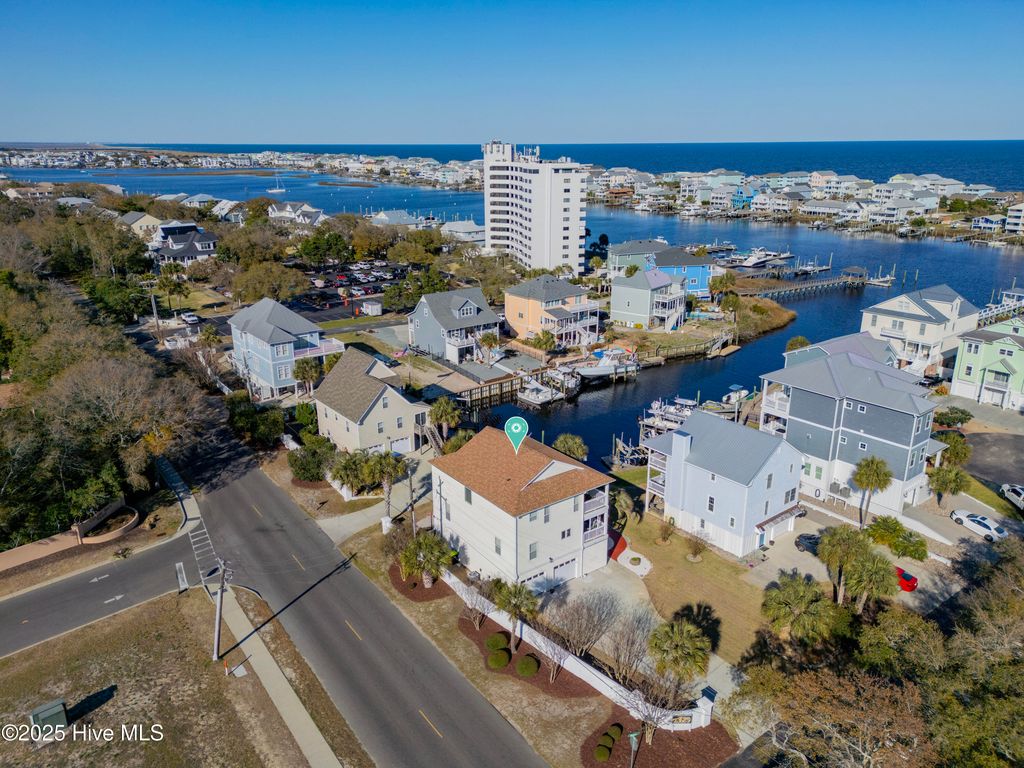 Image 60 of property listing at 1001 Waterview Place, Carolina Beach, NC 28428