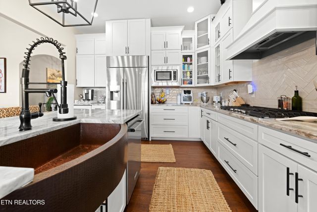 6419 N Highway 70, Crossville, TN 38571