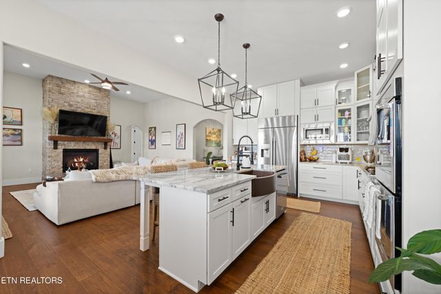 6419 N Highway 70, Crossville, TN 38571