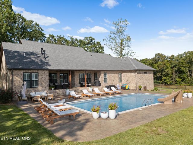 6419 N Highway 70, Crossville, TN 38571