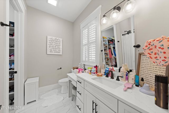 6419 N Highway 70, Crossville, TN 38571