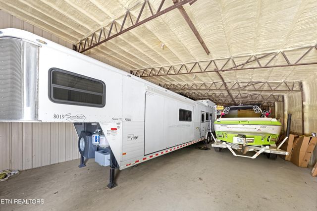 6419 N Highway 70, Crossville, TN 38571