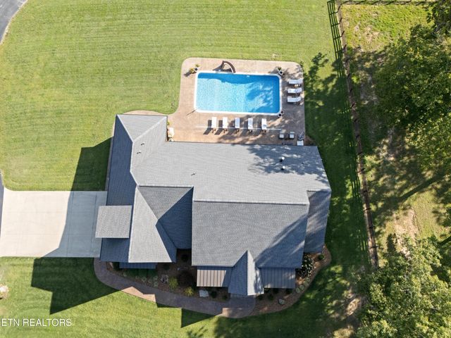 6419 N Highway 70, Crossville, TN 38571