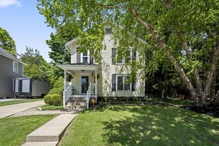 124 W Maple Street, Granville, OH 43023