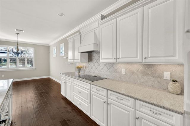 11807 Dixon DR, Fort Myers, FL 33913