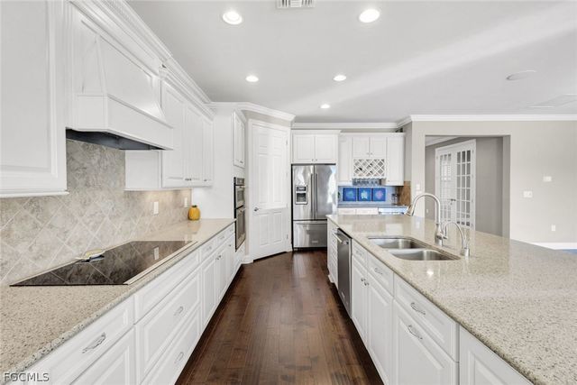 11807 Dixon DR, Fort Myers, FL 33913