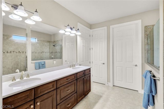 11807 Dixon DR, Fort Myers, FL 33913