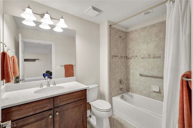 11807 Dixon DR, Fort Myers, FL 33913