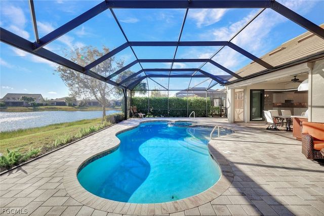 11807 Dixon DR, Fort Myers, FL 33913