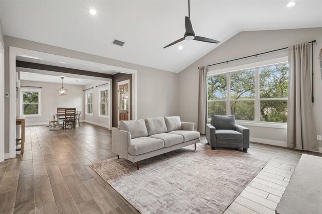 190 Magnolia Meadow, Canyon Lake, TX 78133