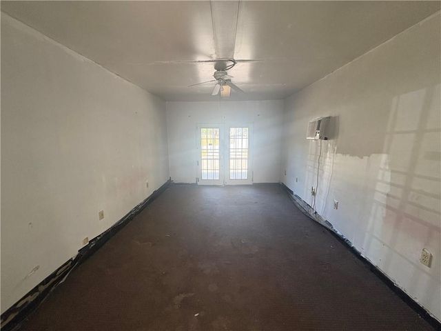 3040 Garnet Way, Atlanta, GA 30349