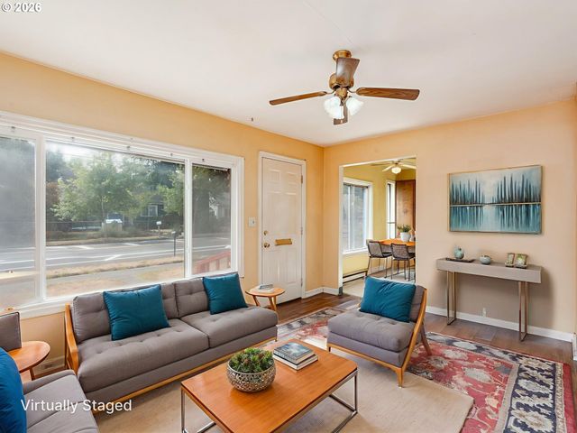 1820 E 33RD St, Vancouver, WA 98663