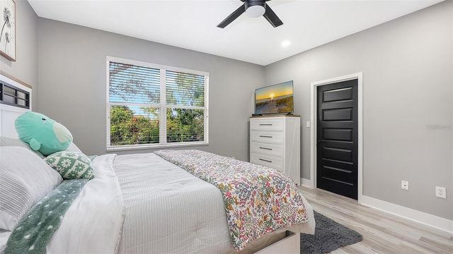 3827 PARKRIDGE CIRCLE 1-102, Sarasota, FL 34243