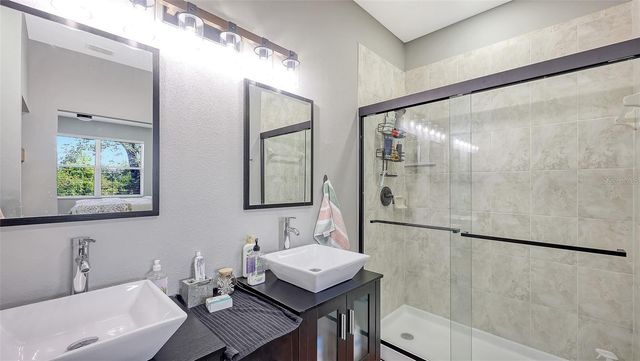 3827 PARKRIDGE CIRCLE 1-102, Sarasota, FL 34243