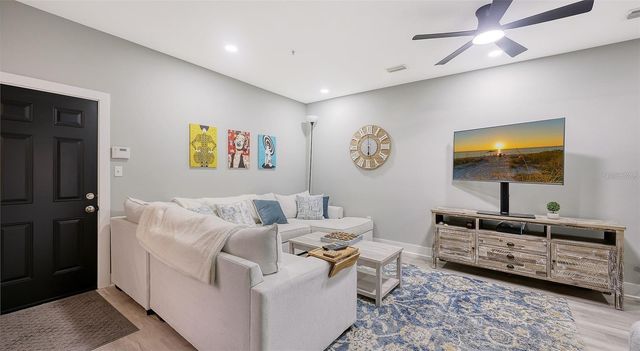 3827 PARKRIDGE CIRCLE 1-102, Sarasota, FL 34243