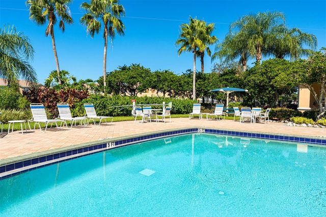 3827 PARKRIDGE CIRCLE 1-102, Sarasota, FL 34243