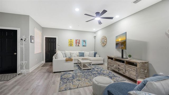 3827 PARKRIDGE CIRCLE 1-102, Sarasota, FL 34243