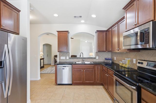18521 Bandelier DR, Pflugerville, TX 78660