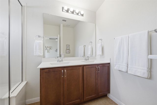 18521 Bandelier DR, Pflugerville, TX 78660