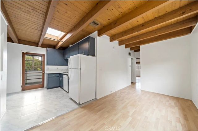 400 N Maple Drive A, Beverly Hills, CA 90210
