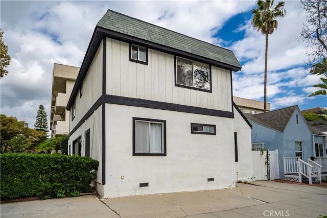 400 N Maple Drive A, Beverly Hills, CA 90210