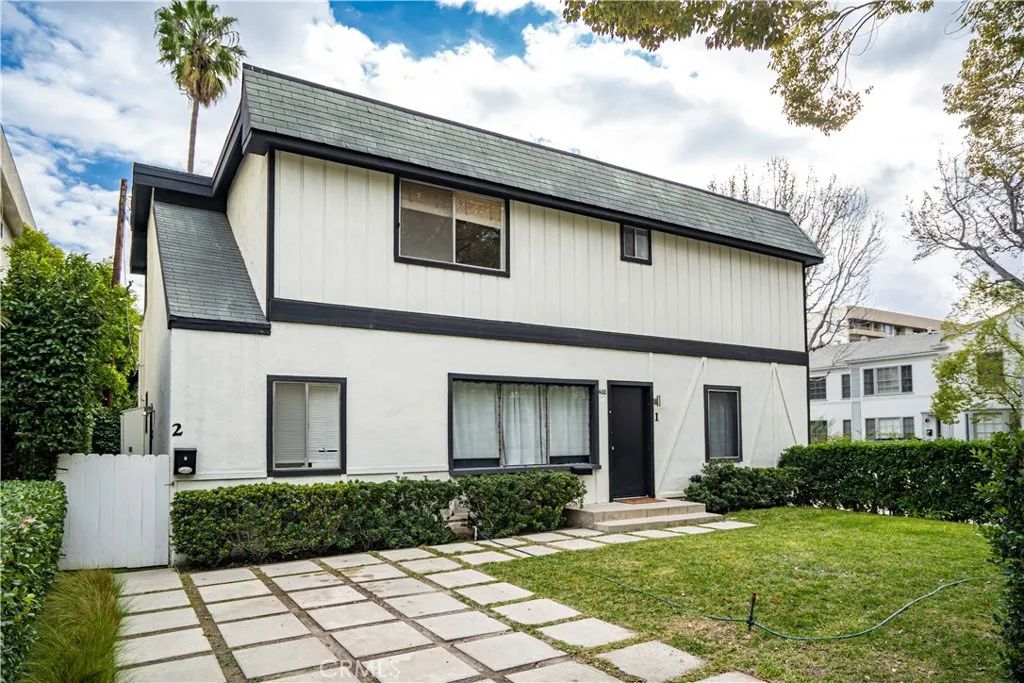 400 N Maple Drive A, Beverly Hills, CA 90210