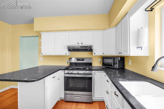 401 Dozier Avenue, Canon City, CO 81212