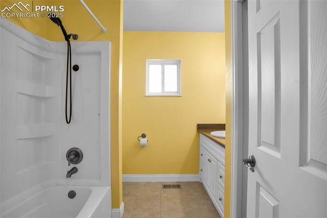 401 Dozier Avenue, Canon City, CO 81212