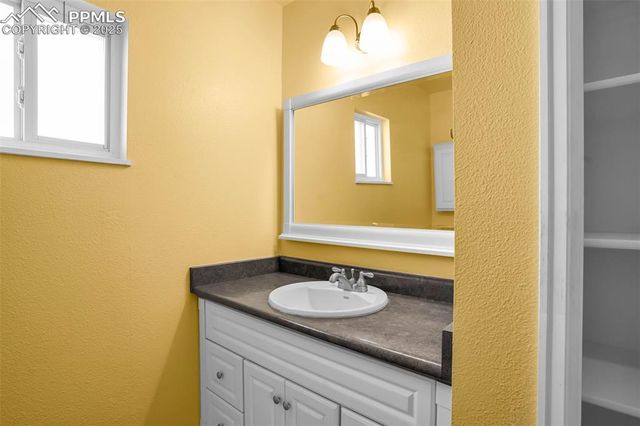 401 Dozier Avenue, Canon City, CO 81212